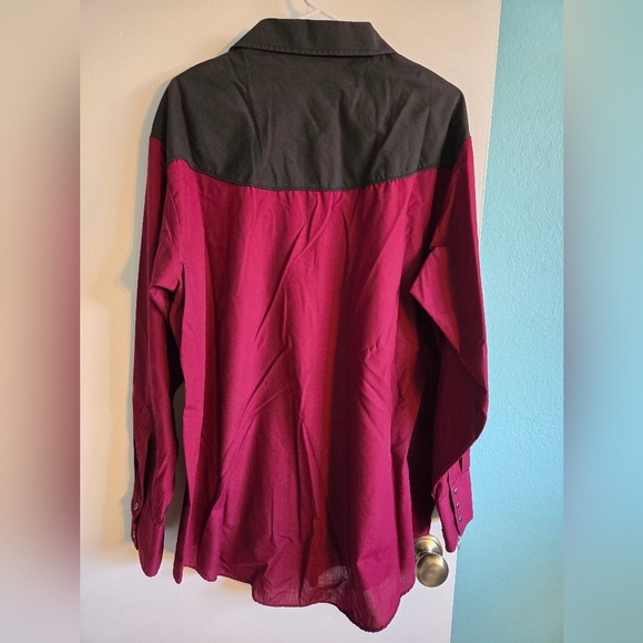 Plains Western Black & Burgundy Button-Up Size XL - Picture 2 of 3